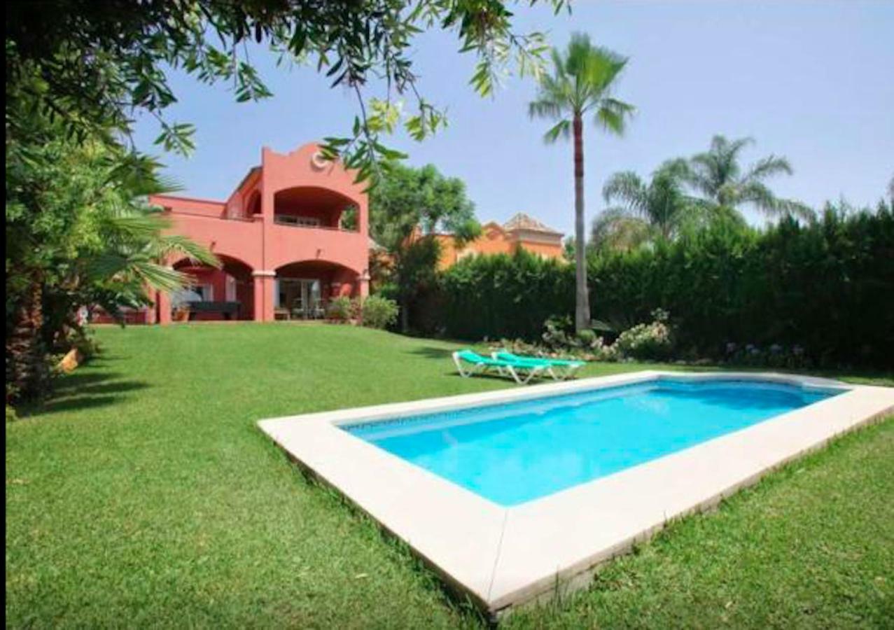 Villa 9 La Alzambra-Puerto Banus Marbella Bagian luar foto